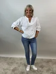 Melanie Blus - White