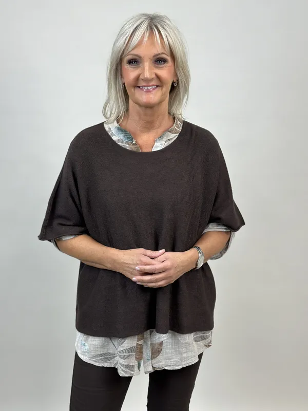 Nessa Ponchotröja - Dk. Brown