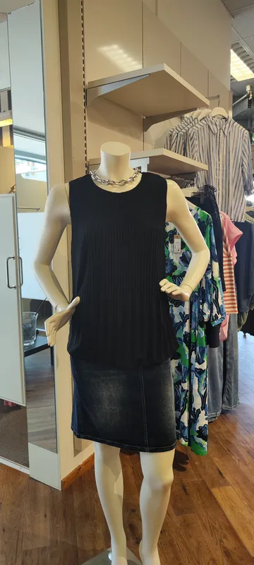 Plisserad Ärmlös Topp - Black