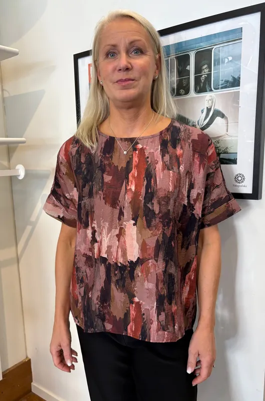 Mönstrad Topp - Wine/Pink Aop