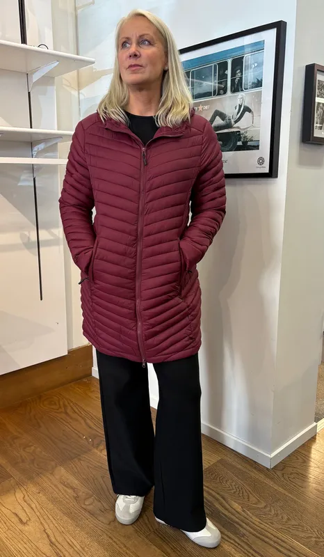 Lång Lättviktsjacka  - Maroon Red