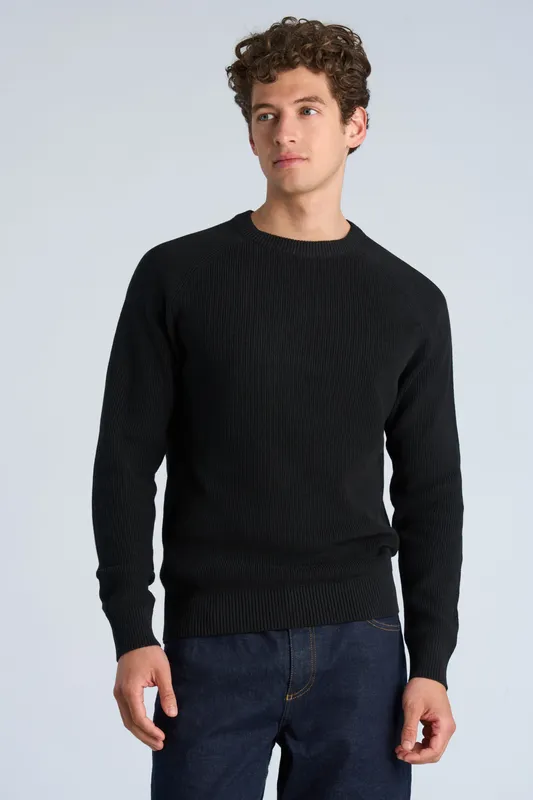 Ribbes O-neck Knit  - Black