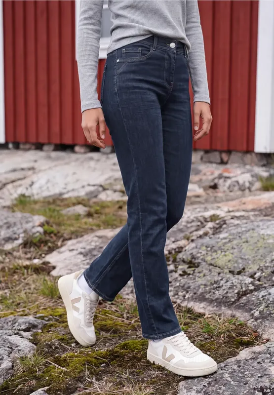 Toronto Straight Jeans - Rinsed Wash                   