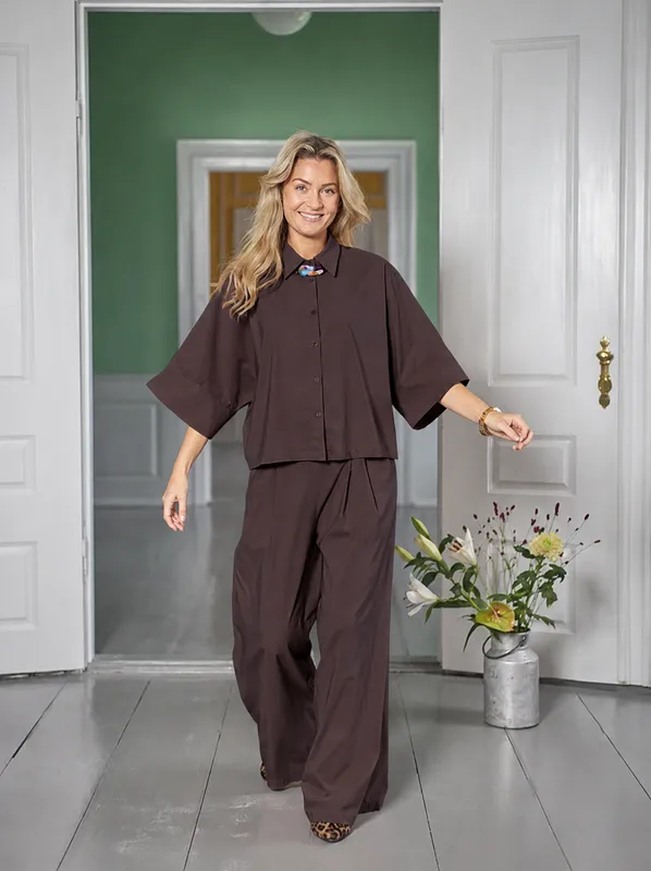 Davina Loose Shirt - Coffee