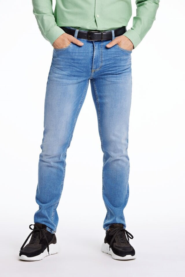 Tapered Fit Jeans - Sun Faded Blue